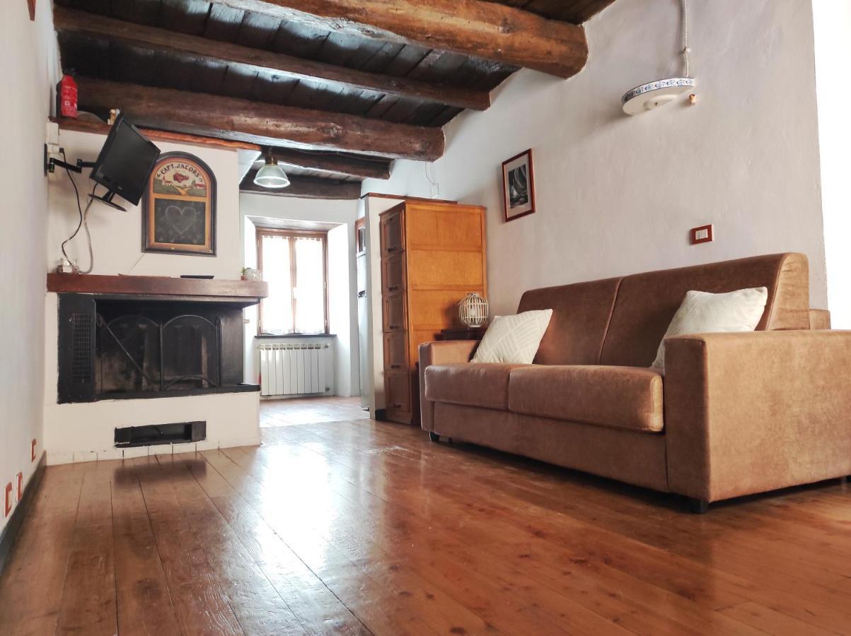 Апартаменты Antico Borgo Бруньято Экстерьер фото